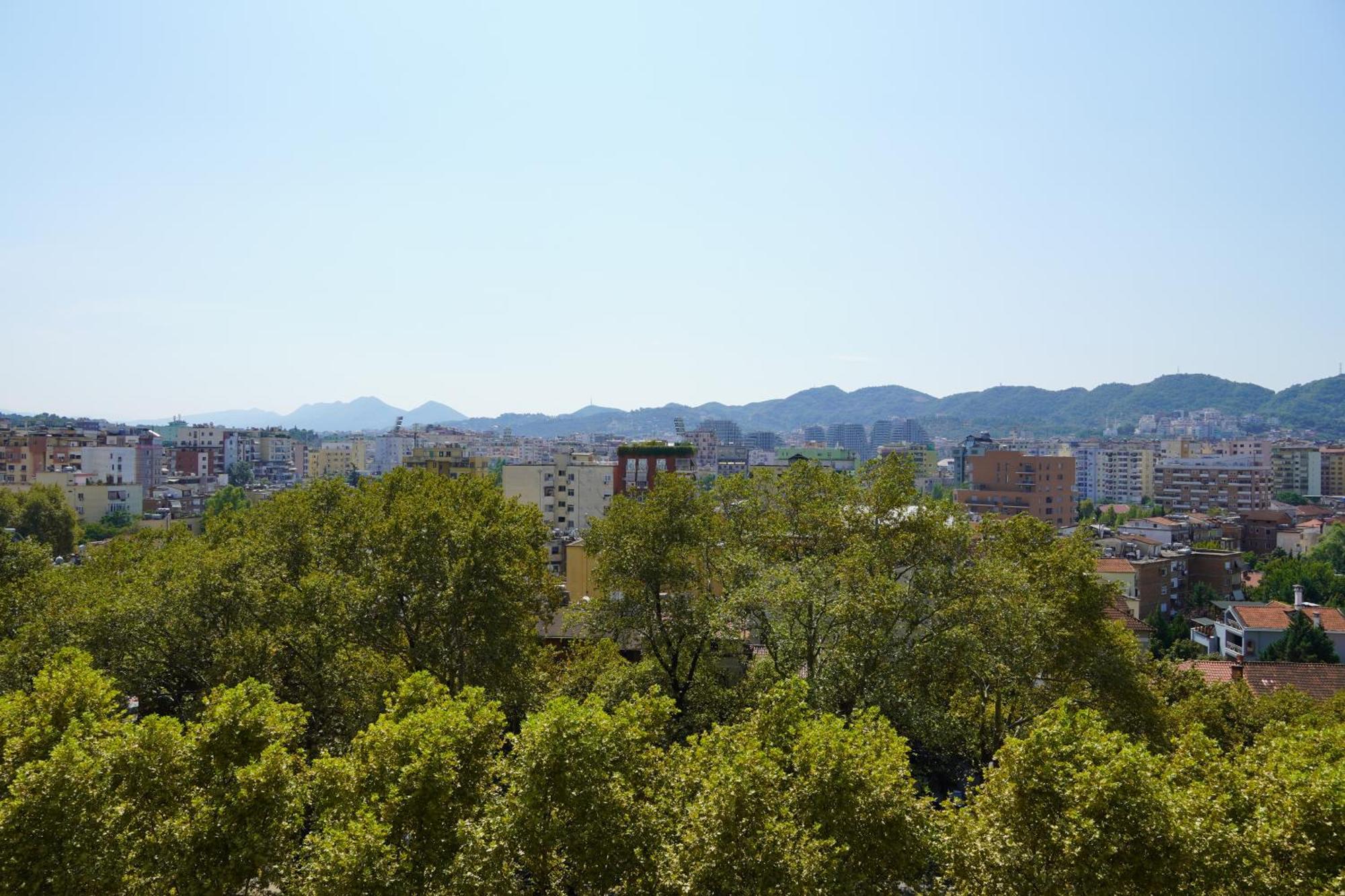 Panoramic Apartment Tirana Exterior photo